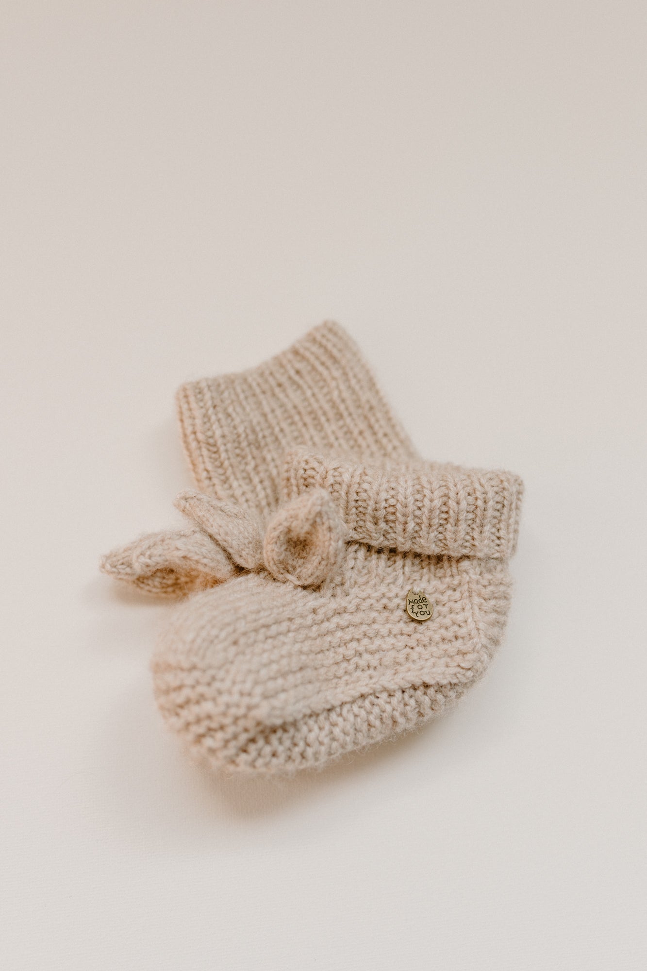 Knitwear Bonnet and Socks Set - Honey Bunnies