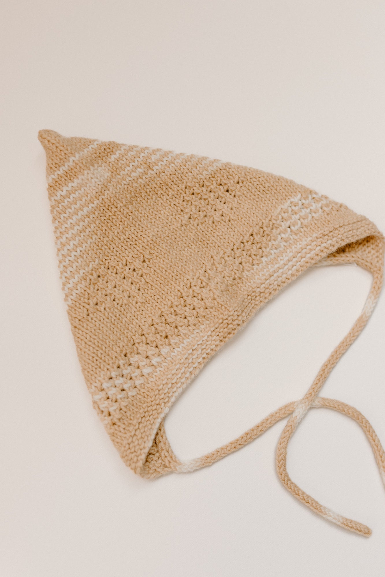 Knitwear Rhombus Bonnet - Coffee Crisp